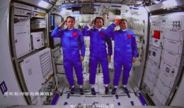 巅峰离谱最新爆料视频,揭秘幕后真相，震惊业界！